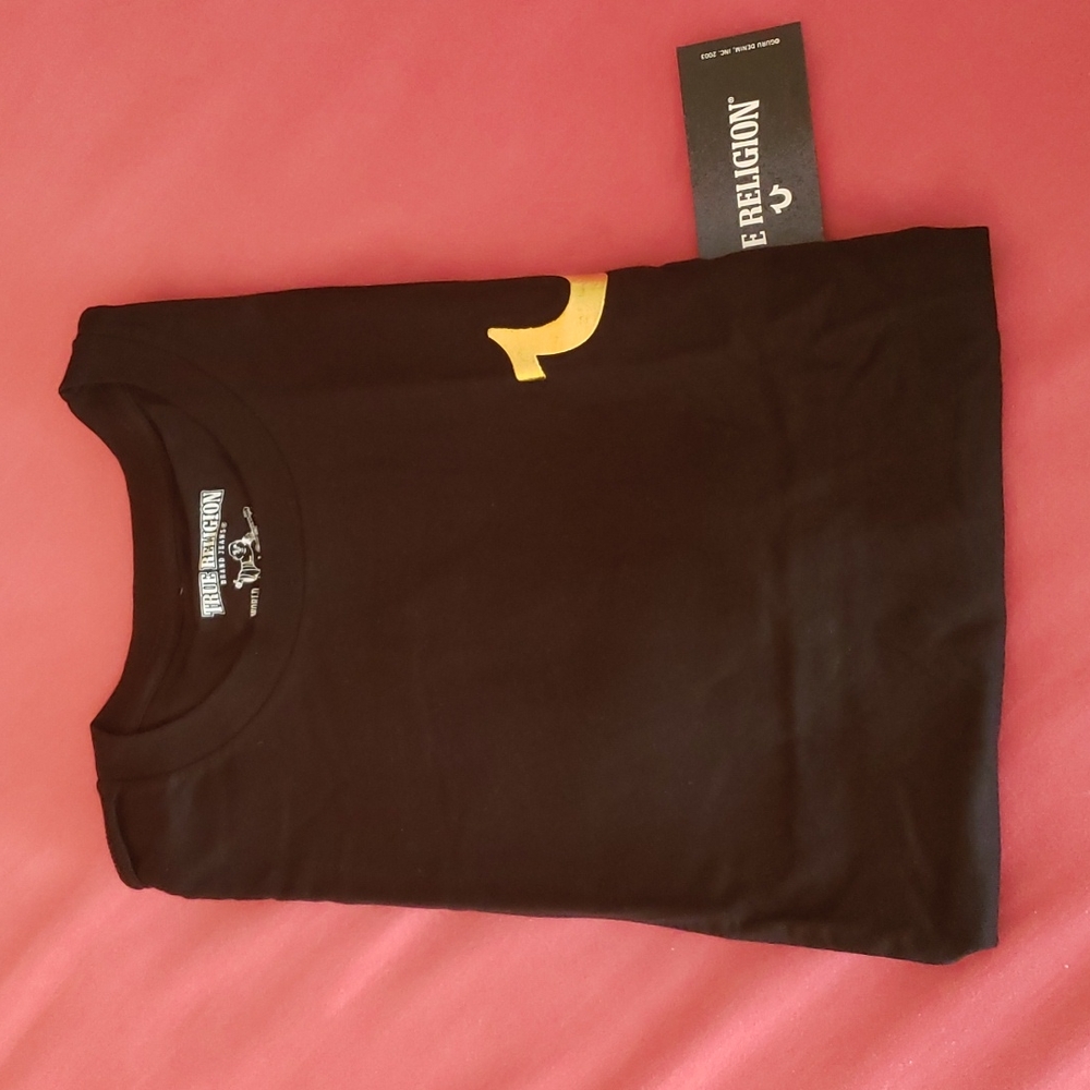 NEW True Religion t shirt